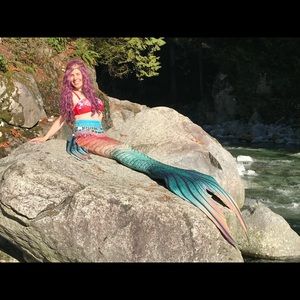 Meet your Posher, Deirdre